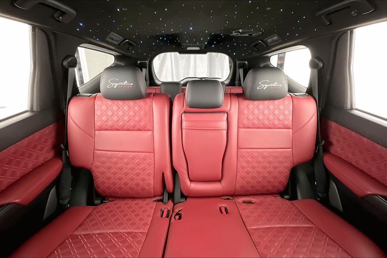 Mitsubishi Montero Signature | 1 year free warranty | 1.99% financing rate | Flood Free