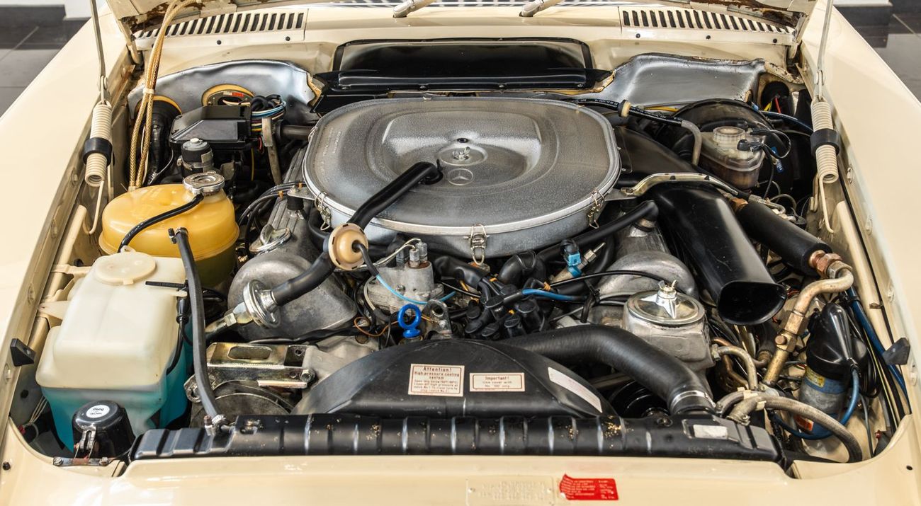 Mercedes Benz 450SL