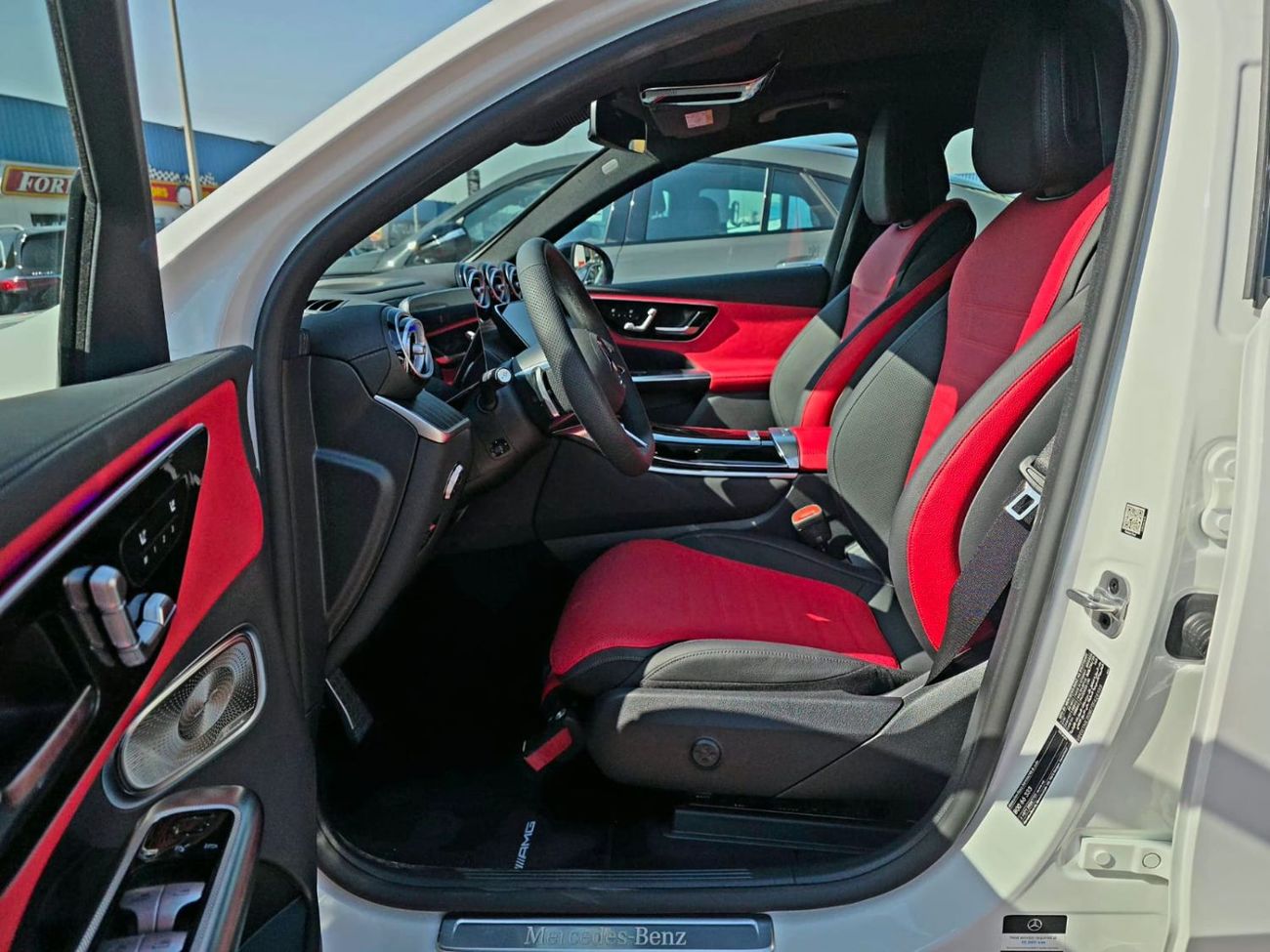 مرسيدس بنز GLC 200 Coupe Premium Plus 2026 5 Years Warranty GCC