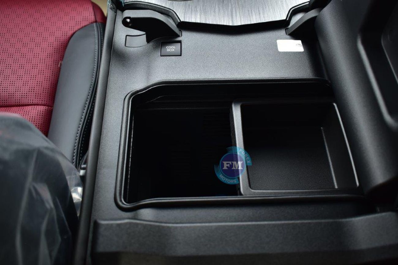 Toyota Land Cruiser 300 VXR V6 3.5L TWIN TURBO PETROL 7 SEAT AUTOMATIC