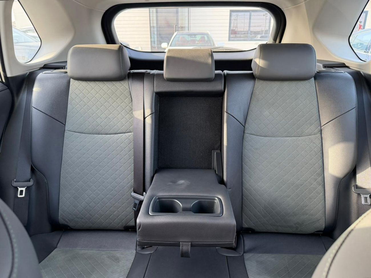 تويوتا راف ٤ Adventure 2.0L Petrol 2024 Export Price @ 93,000 AED