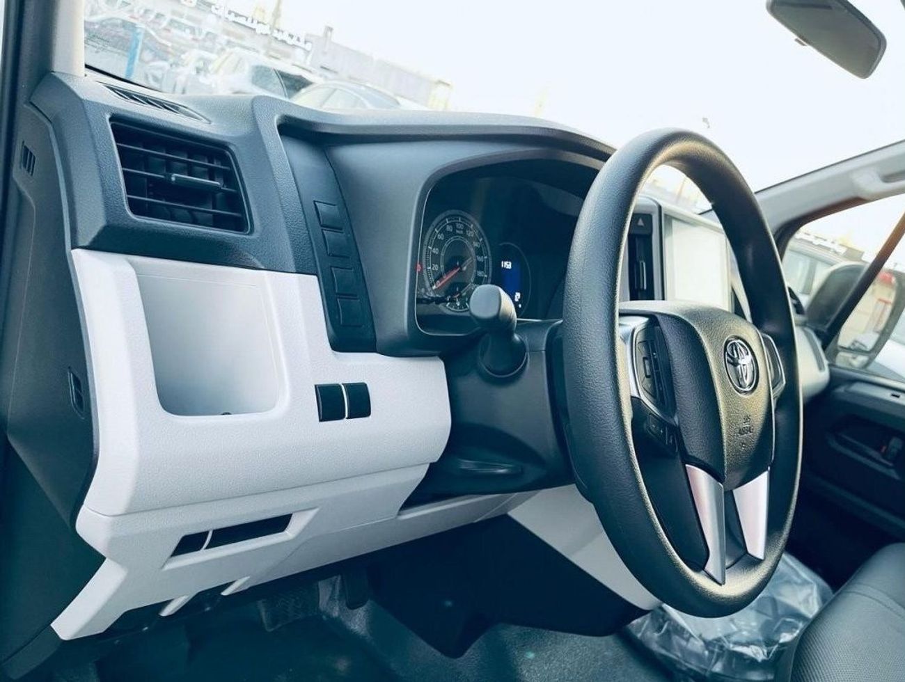 Toyota Hiace TOYOTA HIACE 3.5L V6 CARGO VAN HIGHROOF 2025