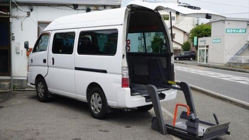 Nissan Caravan DQGE25