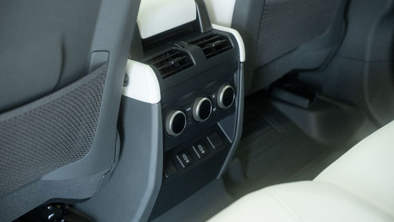 لاند روفر Defender 110 X-DYNAMIC HSE P400 BRAND NEW (FOR EXPORT ONLY) | LAND ROVER DEFENDER - 110 X-DYNAMIC HSE | 0 KM MILE