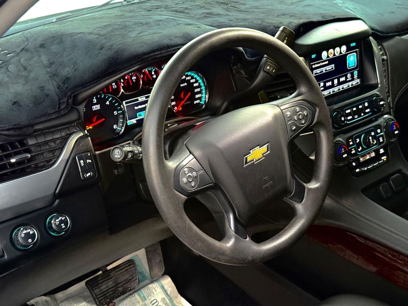 Chevrolet Tahoe 1LT 5.3L