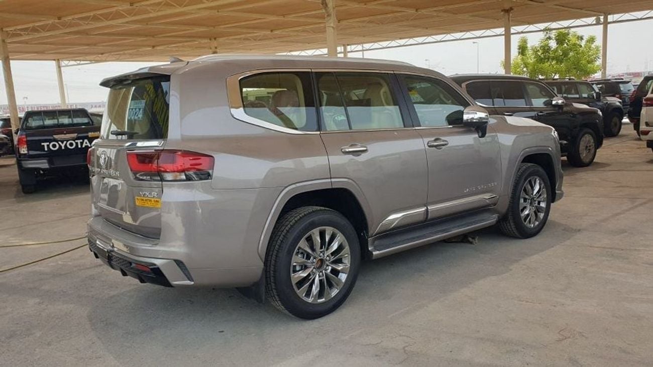 Toyota Land Cruiser VXR 3.5L LC300 3.5L VXR Twin Turbo