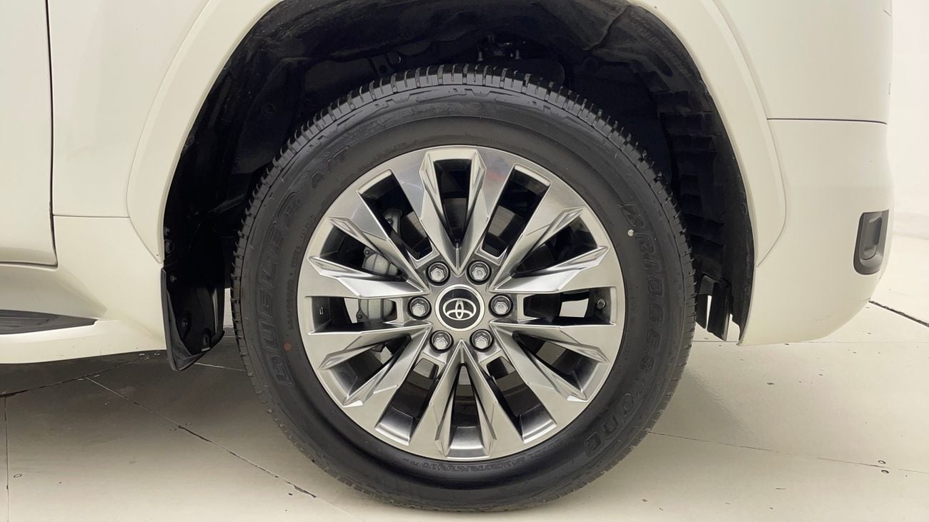 Toyota Land Cruiser GXR 3.5 | Zero Down Payment | Home Test Drive