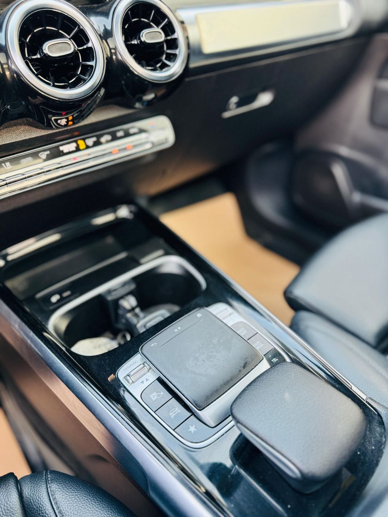 Mercedes Benz GLB250 4MATIC