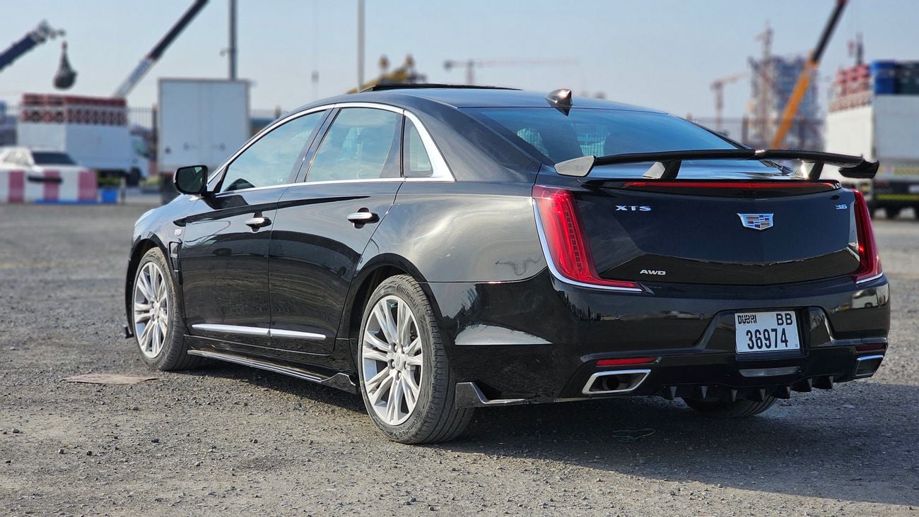 كاديلاك XTS premium luxury 3.6L full option