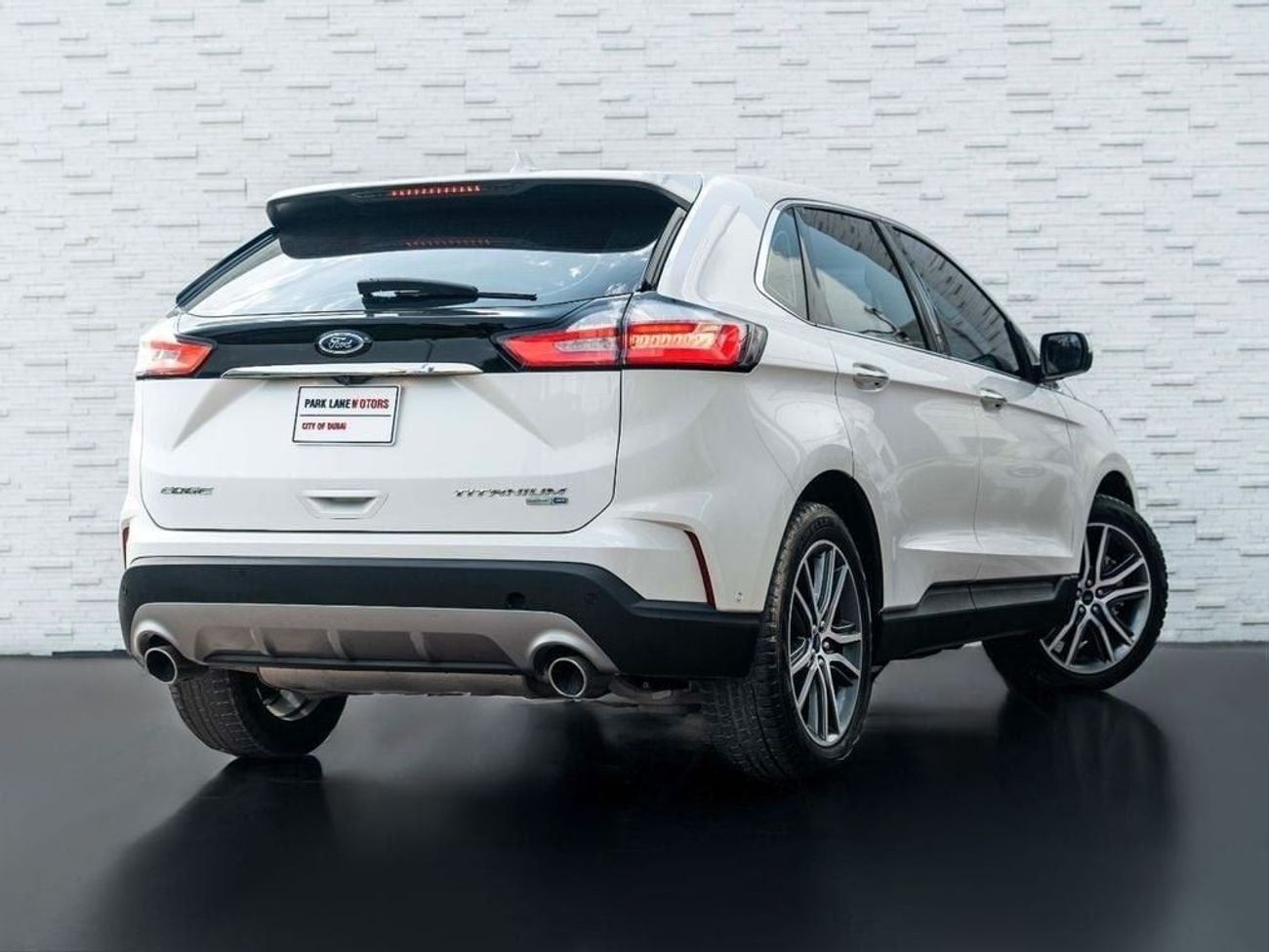 Ford Edge AED 1,573 PM • EDGE TITANIUM • ONLY 63,000 KM • FULL OFFICIAL FORD SERVICE HISTORY • FULLY LOADED