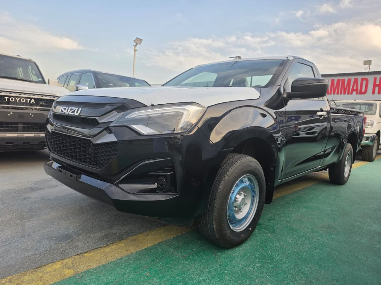 إيسوزو D ماكس Isuzu D-MAX Single Cab 1.9 Diesel 2026 – Automatic | 1.9L Diesel | Black