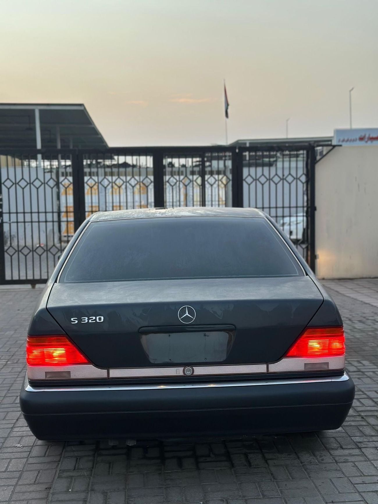 Mercedes-Benz S 320
