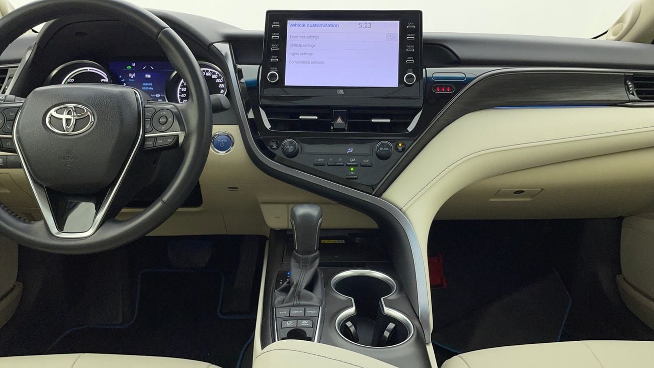 Toyota Camry LIMITED 2.5 | Zero Down Payment | Home Test Drive