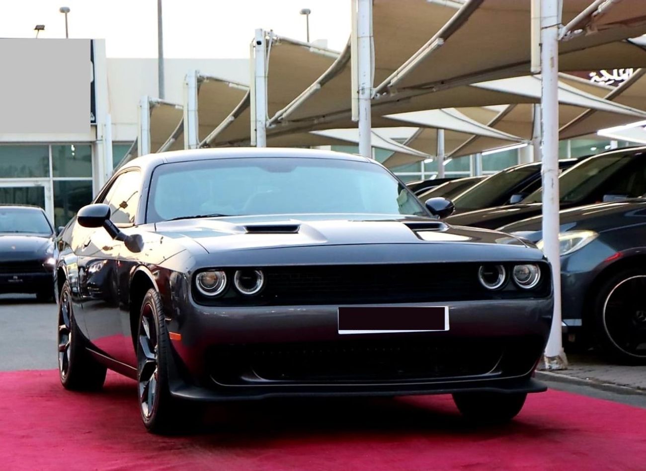 Dodge Challenger Dodge Challenger SXT / 2023 / USA / v6 / Only 5,000mi