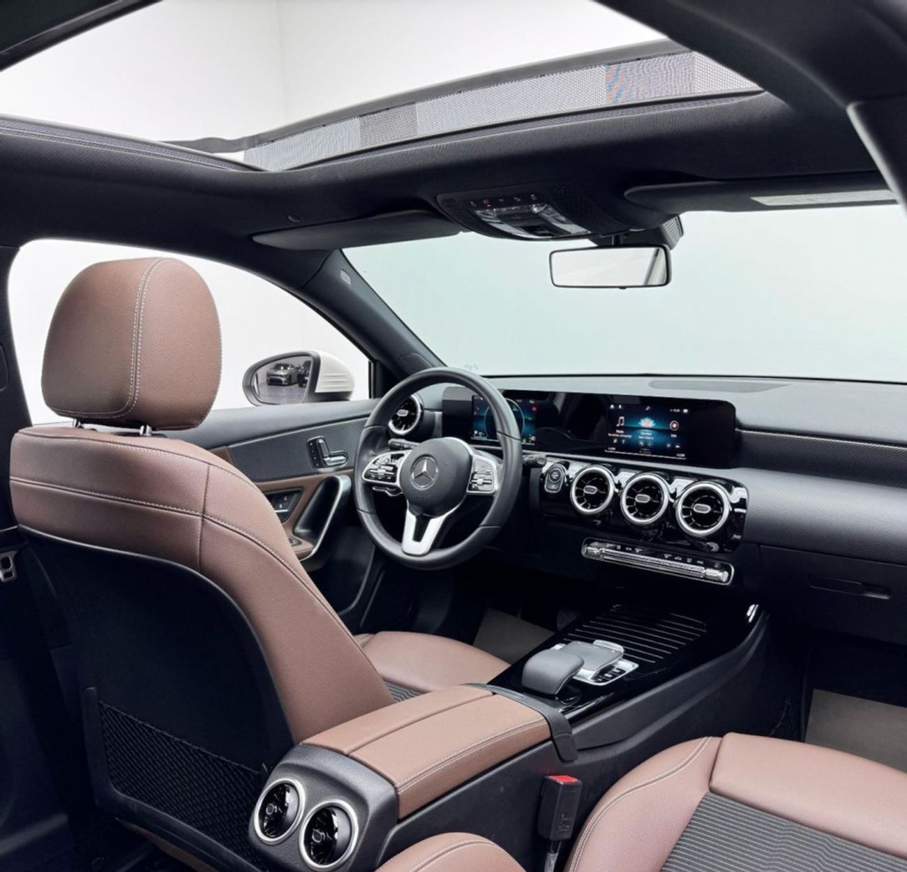 مرسيدس بنز A 200 Hatchback Std 1.3L 2020 Mercedes Benz A200, 2027 Mercedes Warranty, Full Mercedes Service History, V