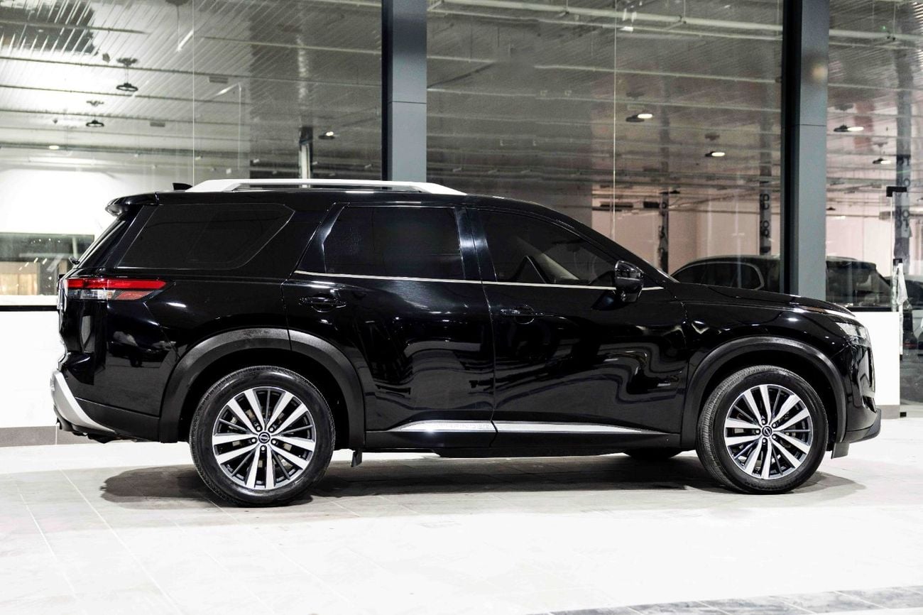Nissan Pathfinder SL | BY AGMC | 2022 | GCC Specs | Manufacturer Warranty | Single Owner