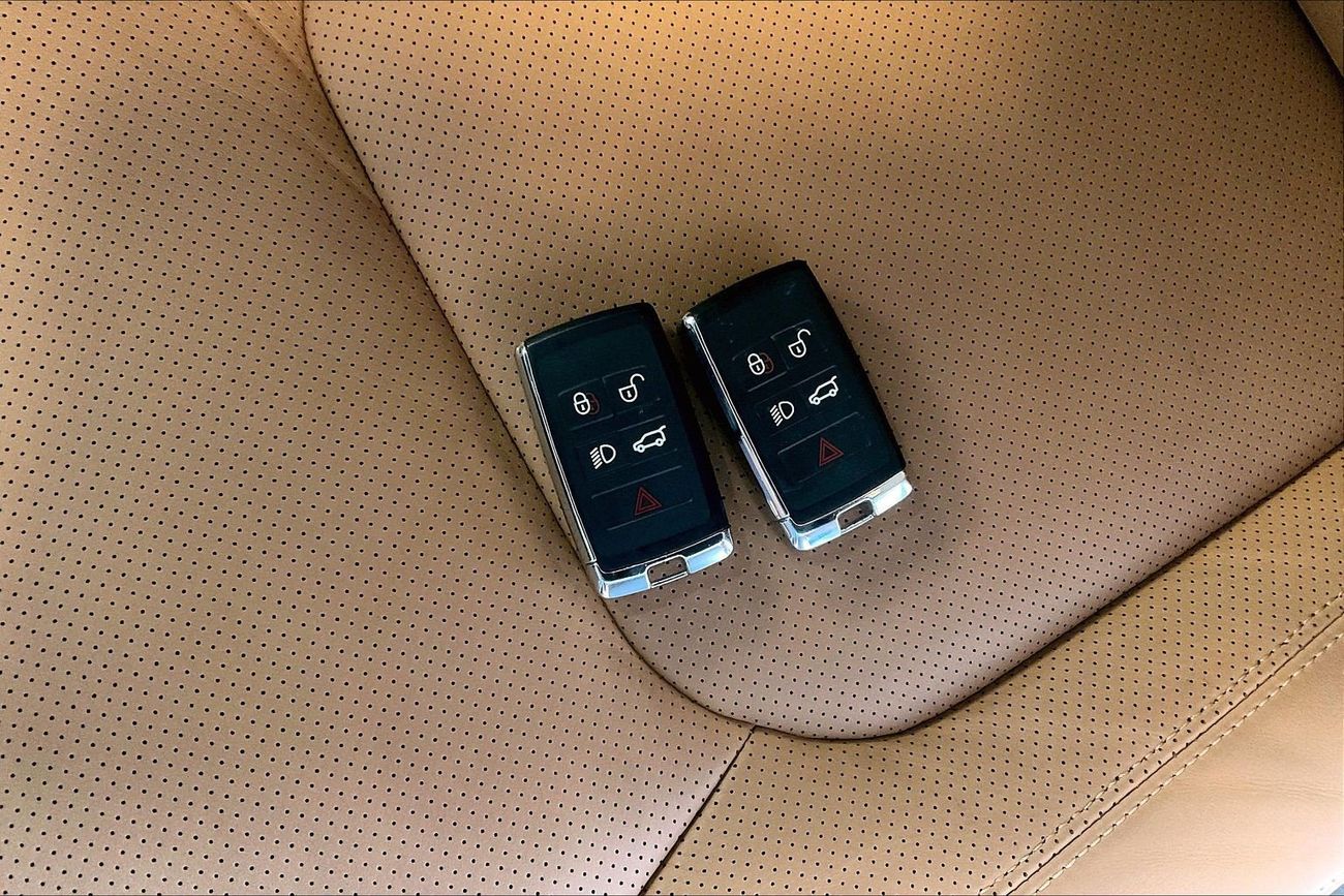 Land Rover Defender P400 90 HSE | Guaranteed Warranty | 0 Down Payment