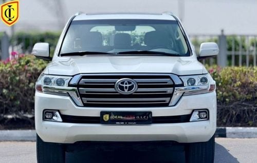 Toyota Land Cruiser EXR 4.0L 4WD LAND CRUISER EX.R V6 | GCC SPECS | YEAR: 2017 | KMS: 218,000 | FULL-SERVICE HISTORY