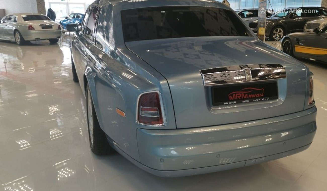 Rolls-Royce Phantom Beautiful car for its age