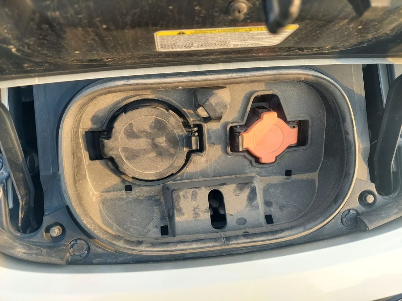 نيسان ليف Std