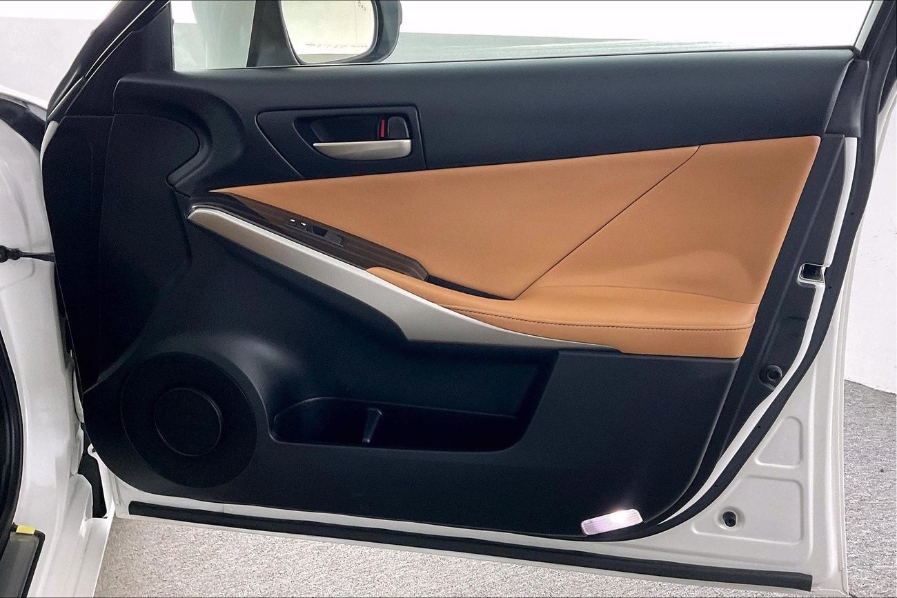 نيسان باترول LE Platinum City | شامل الضمان | 0 ﺪﻔﻋﺓ ﺃﻮﻟﻯ