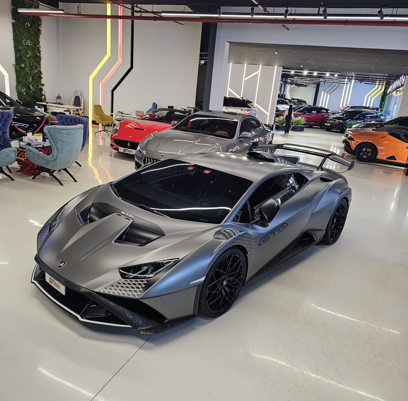 Lamborghini Huracan 2022 Lamborghini Huracán STO / GCC /Forged Carbon Fiber Edition/arranty till 2027Under Agency W