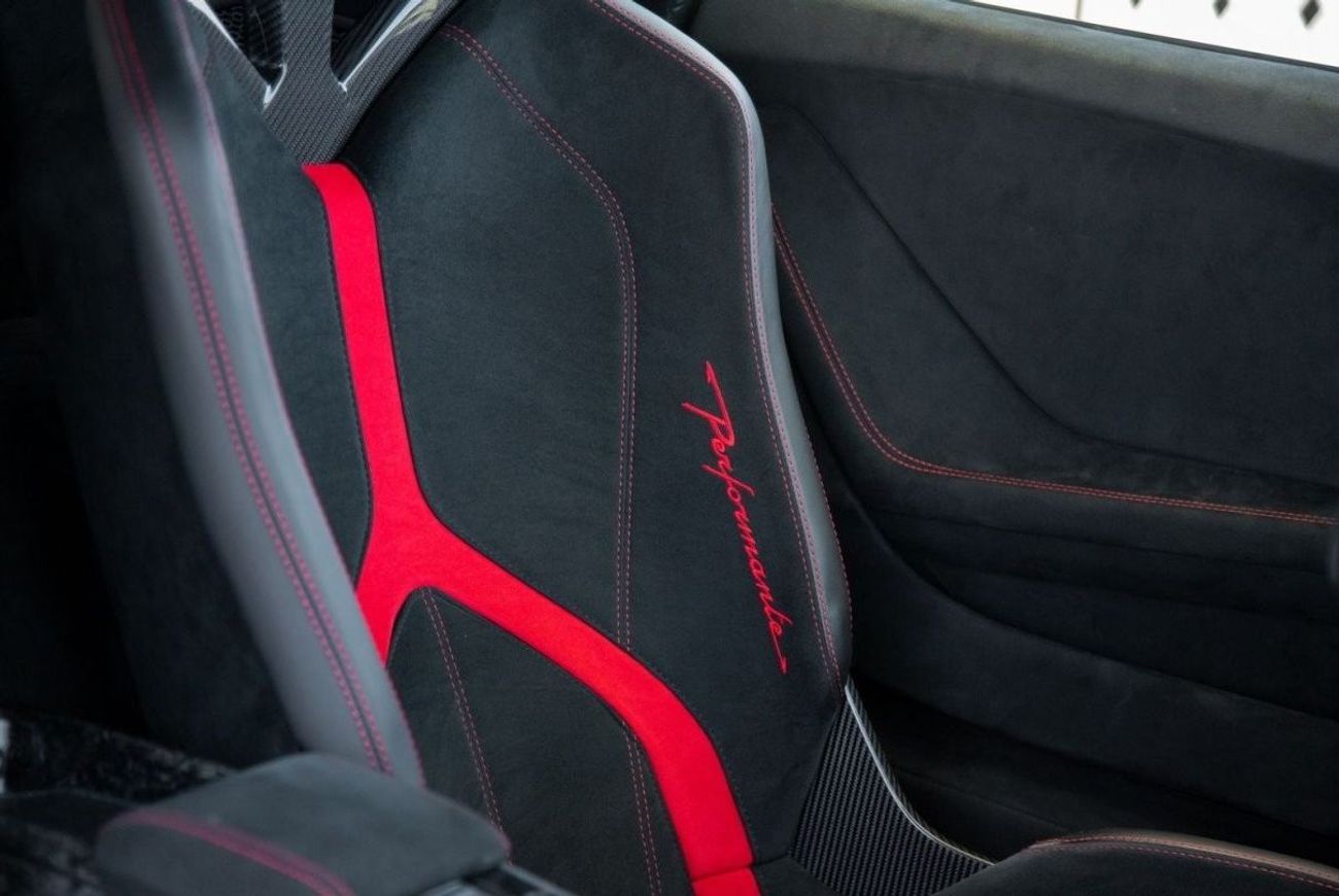 Lamborghini Huracan LP640-4 Performante Lamborghini Huracan Performante