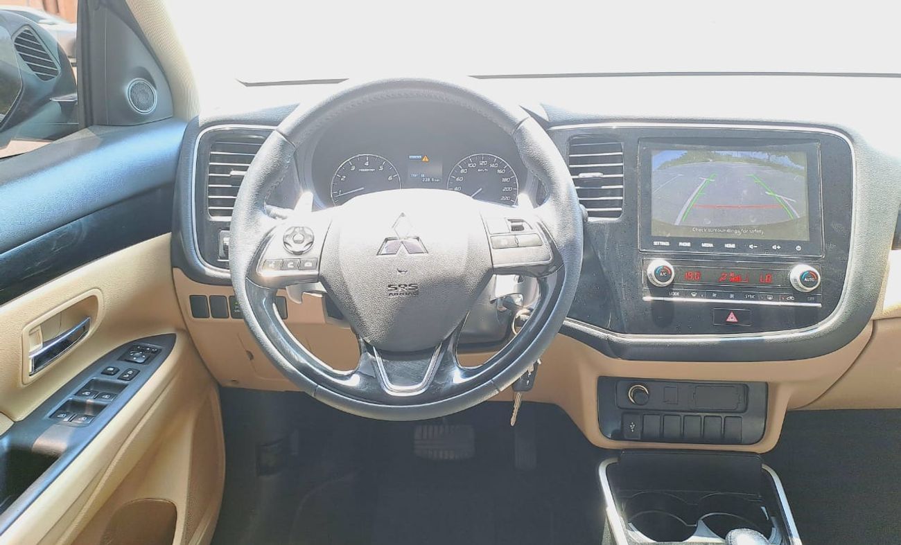 Mitsubishi Outlander GLX High 2.4L 899-Monthly l GCC l Cruise, Camera, 4x4 l Accident Free