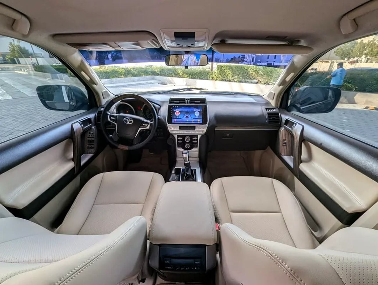 Toyota Prado TX-L FACELIFTED WITH INTERIOR AND EXTERIOR V4 2.7L GCC IN EXCELLENT CONDITION