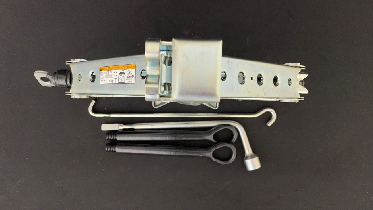 Toyota RAV4 EX 2.5 | Zero Down Payment | Home Test Drive