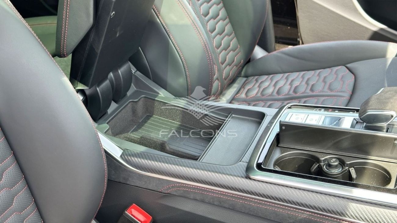 أودي RSQ8 4.0L V8 2024