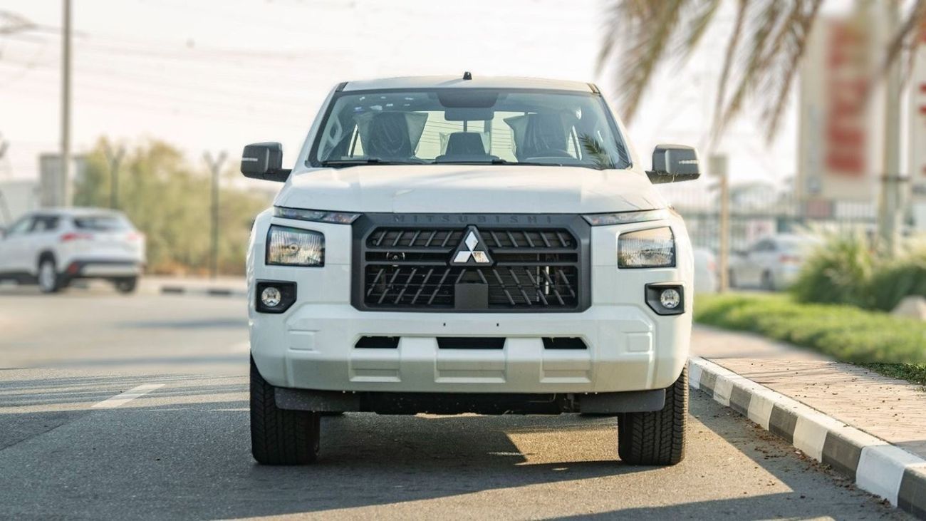 Mitsubishi L200 MITSHUBISHI L200 2.4L PETROL 2024 MODEL YEAR MANUAL TRANSMISSION