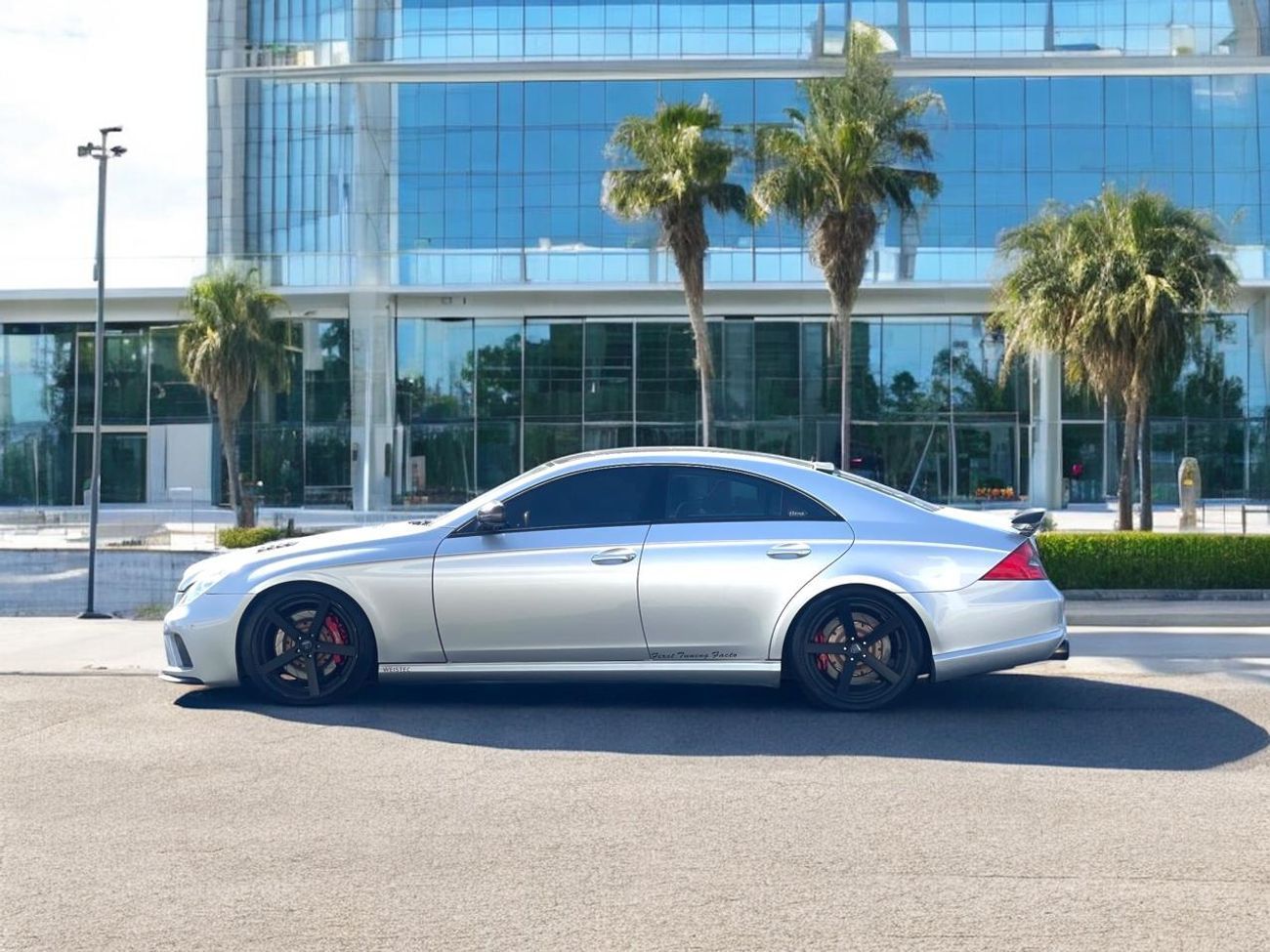 مرسيدس بنز CLS 55 AMG 5.4L V8 | 2005 | JAPANESE SPEC | FULLY UPGRADED