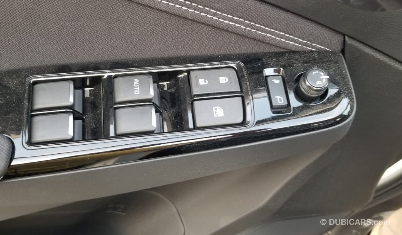 Isuzu DMax pick up Double cabin 4WD A/T 3.0L Diesel white color