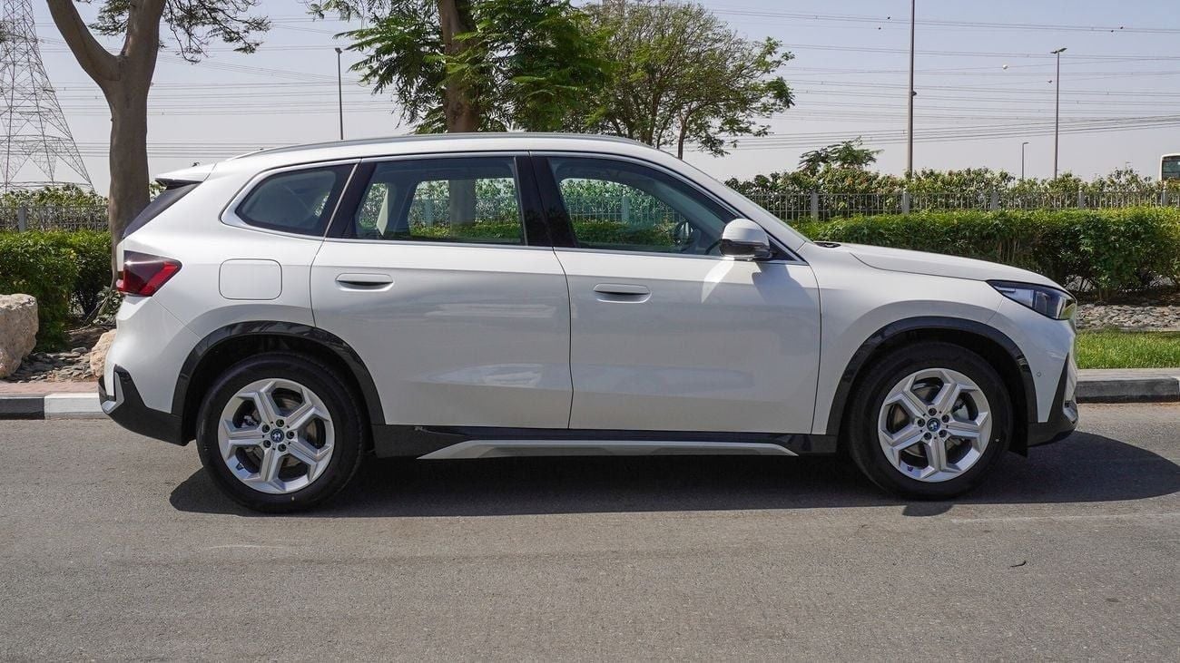 بي أم دبليو iX1 EDrive 25L