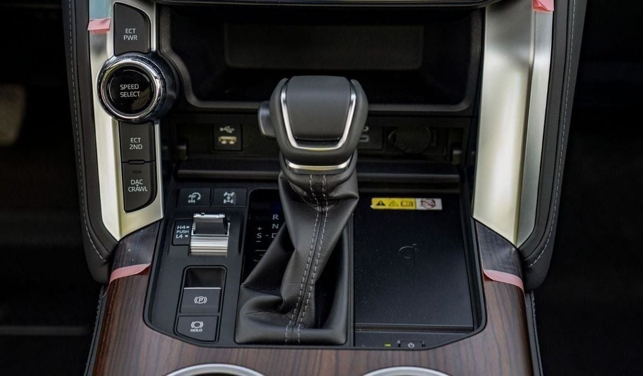Toyota Land Cruiser VX LC300 VX 4.0P AT MY2024 – BLACK