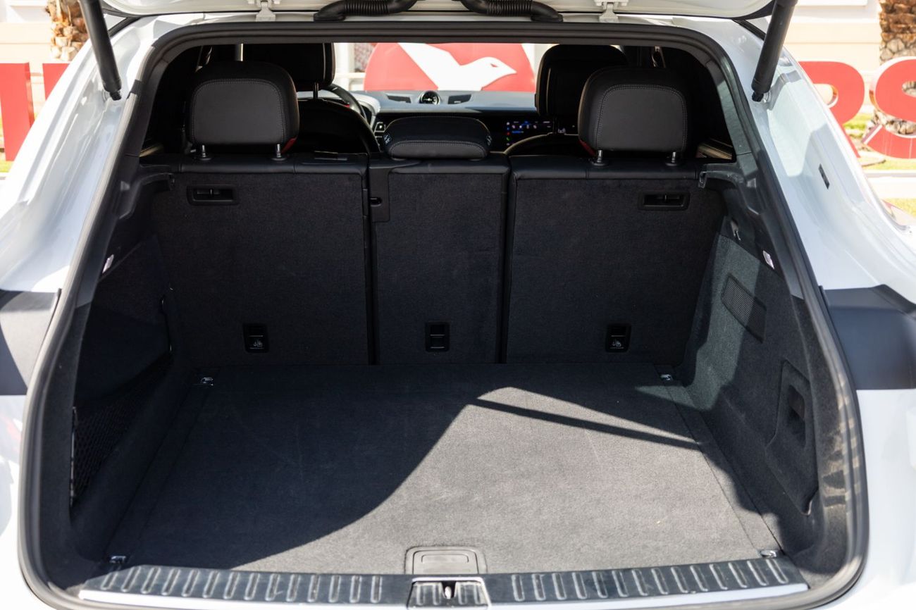 بورش كايان Base Coupe