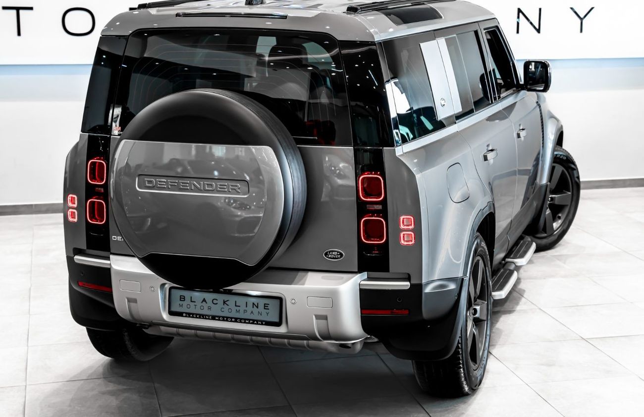 Land Rover Defender 2023 Land Rover Defender 110 P300 SE, 2028 Land Rover Warranty + Service Contract, Low KMs, GCC