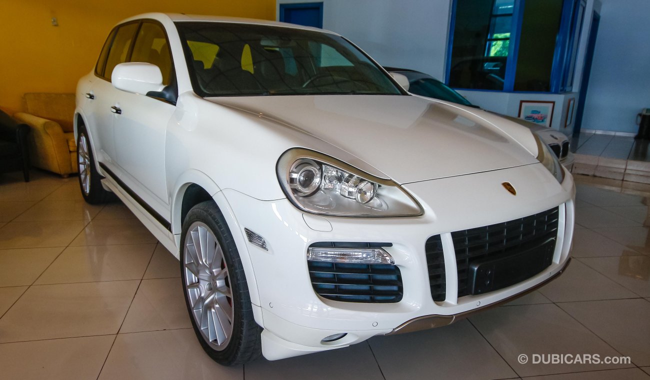 Porsche Cayenne GTS