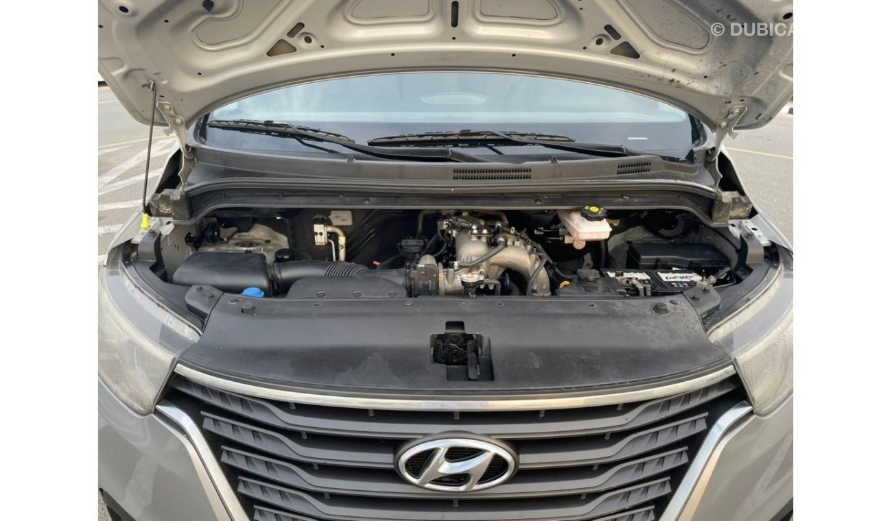 هيونداي H-1 2019 Hyundai H1 2.4L V4 - Automatic - 12 Seater Passenger - Patrol / GCC Specs