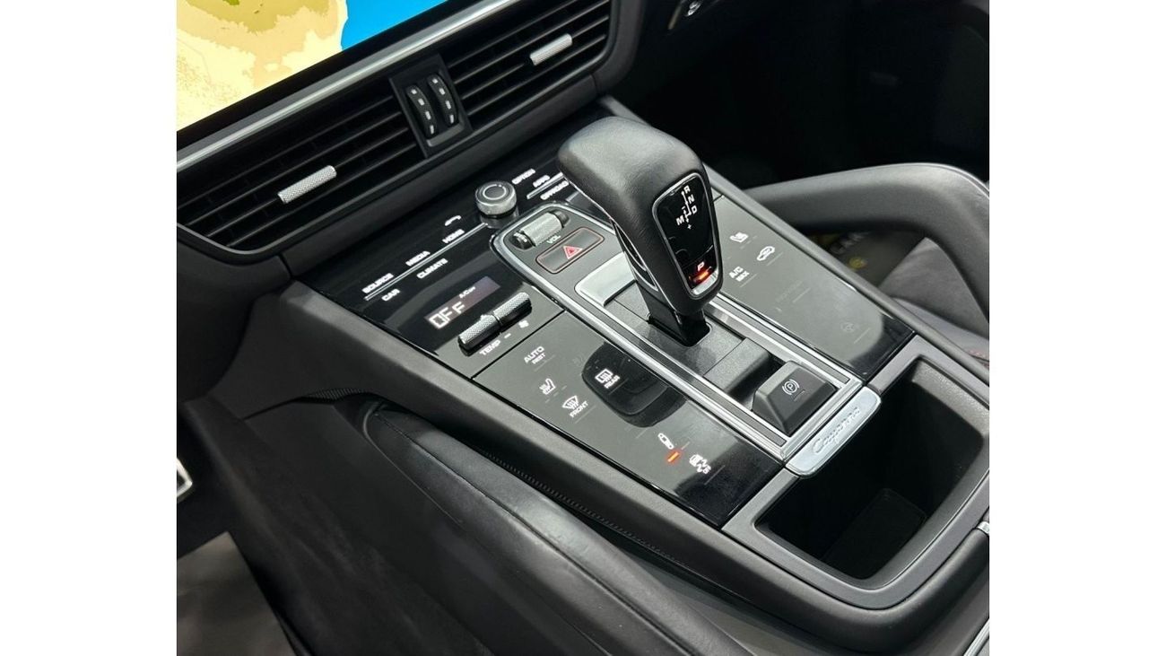 بورش كايان 2021 Porsche Cayenne GTS, 1 Year Unlimited Km Warranty, Full Service History