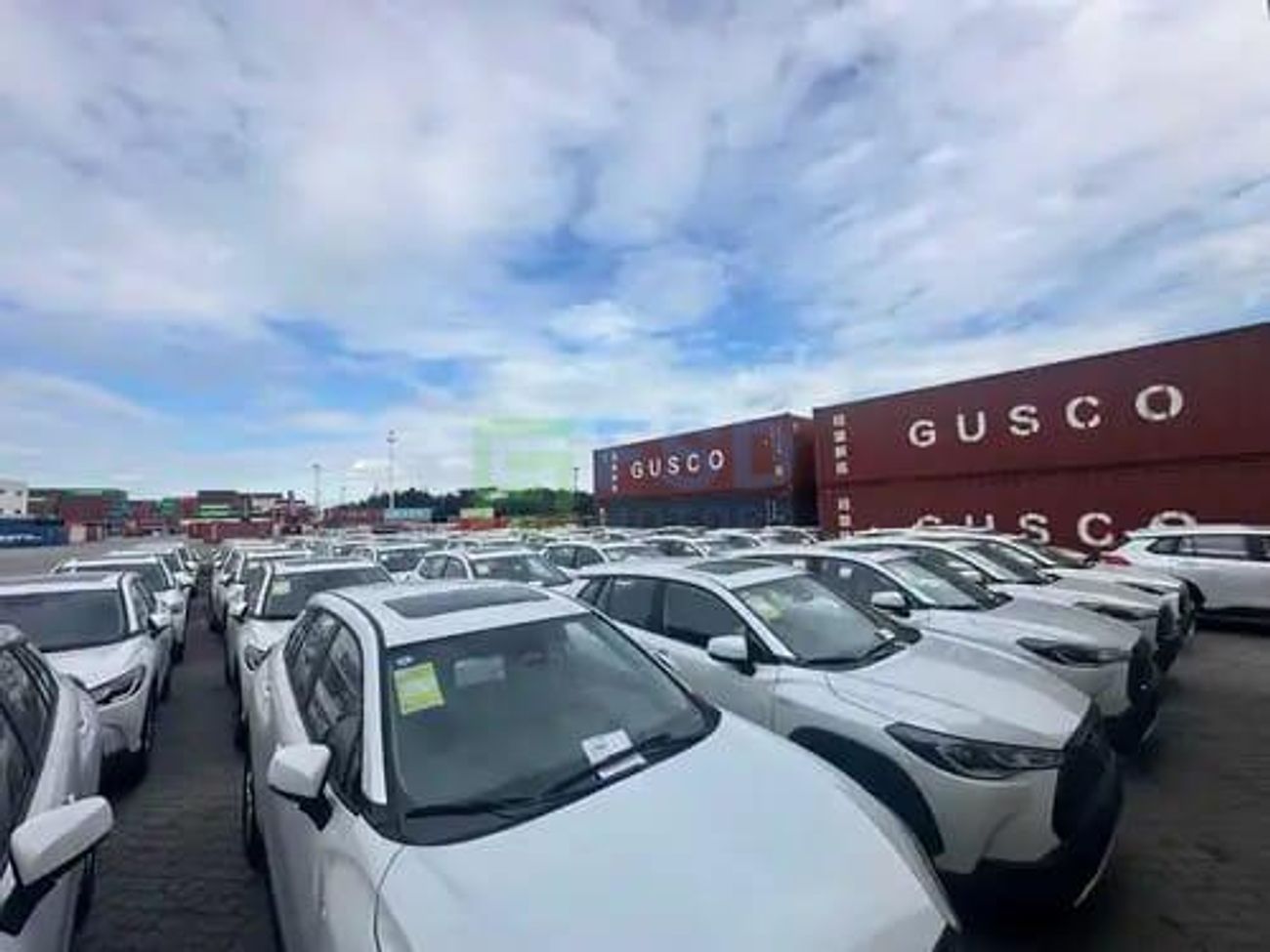 تويوتا كورولا كروس Toyota Corolla Cross 2.0L Hybrid 2WD A/T MY-2025