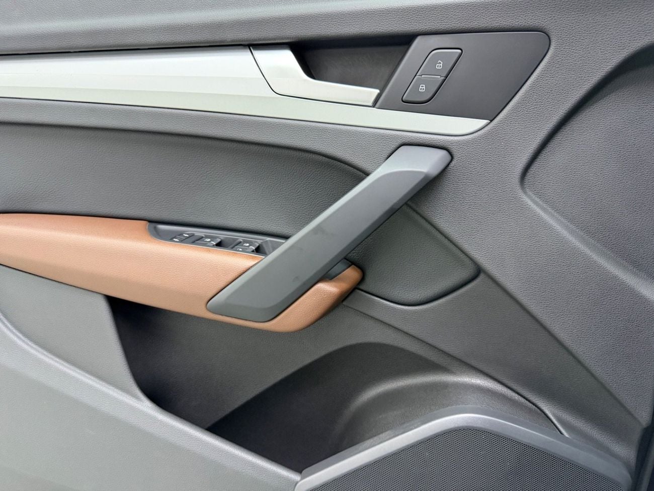 Audi Q5 45 TFSI Quattro Basic 2.0L