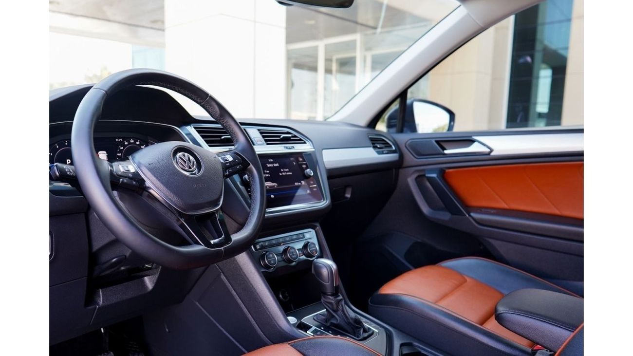 Volkswagen Tiguan Volkswagen Tiguan R-Line 2020 GCC under Warranty with Flexible Down-Payment/ Flood Free.