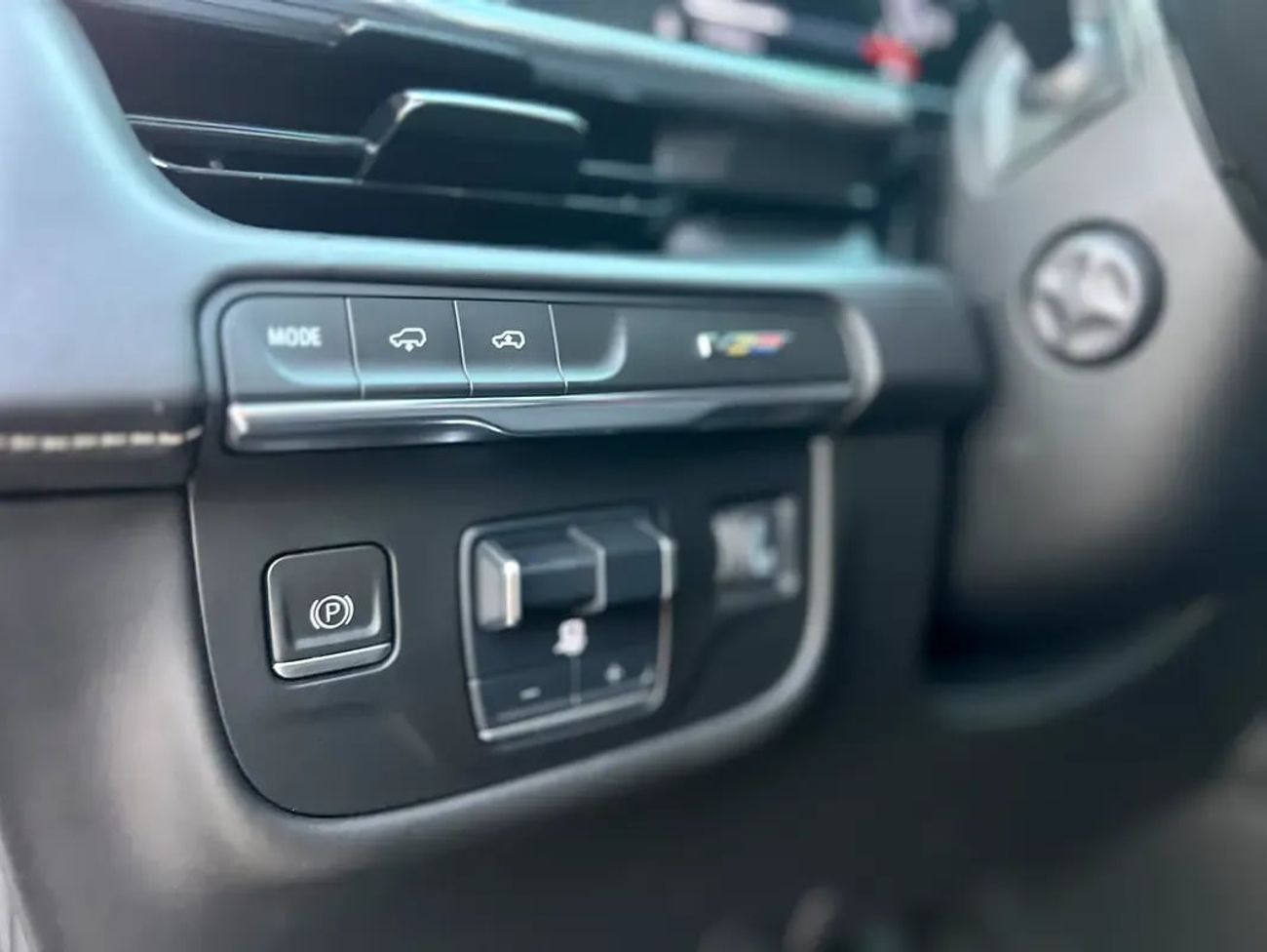Cadillac Escalade V SERIES Cadillac Escalade 2023 GCC specs