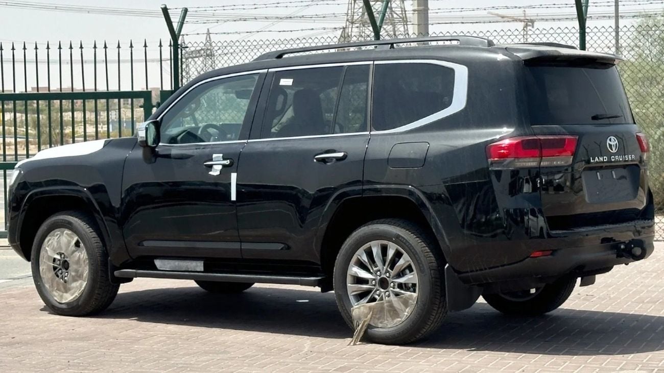 Toyota Land Cruiser VX TOYOTA LC300 VX 3.3 2026 full option