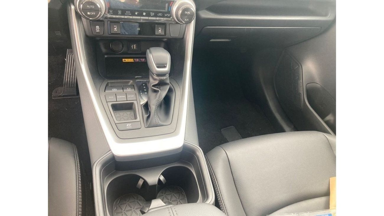 تويوتا راف ٤ TOYOTA RAV3 HYBRID 2.5 MY2023