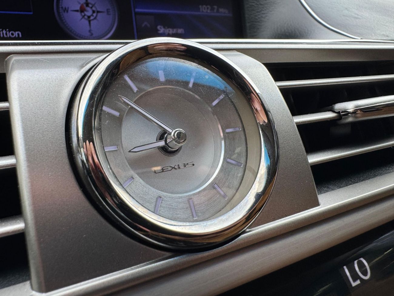 Lexus LS460 V8 4.6L / TRIPLE XENON LIGHTS / COOLING AND HEATING SEATS / SOFT CLOSE DOORS / IN PERFECT CONDITION