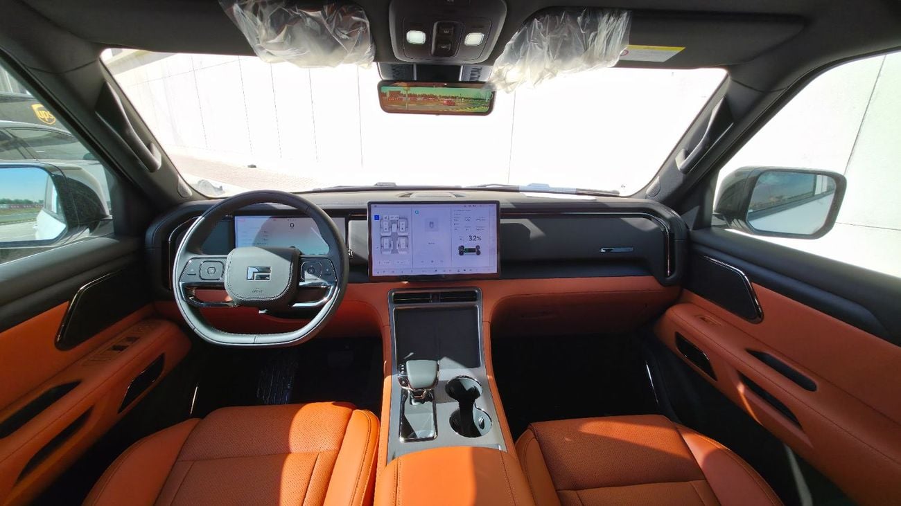 ROX 01 ROX 01 - 7 Seats - 2026 Brand New With EVS Warranty