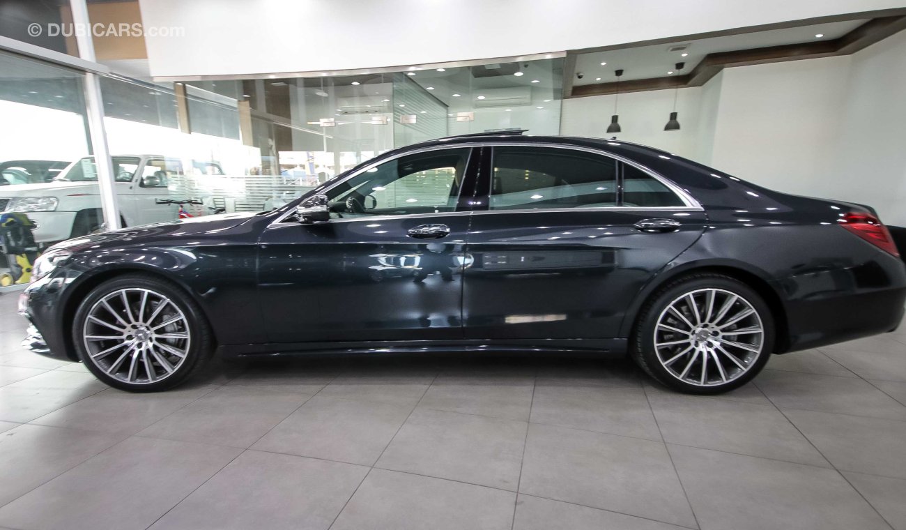 مرسيدس بنز S 550